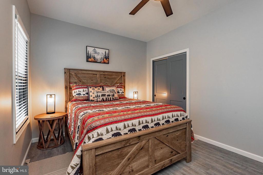 Image 23 of property listing at 220 BILTMORE VW, Mc Henry, MD 21541