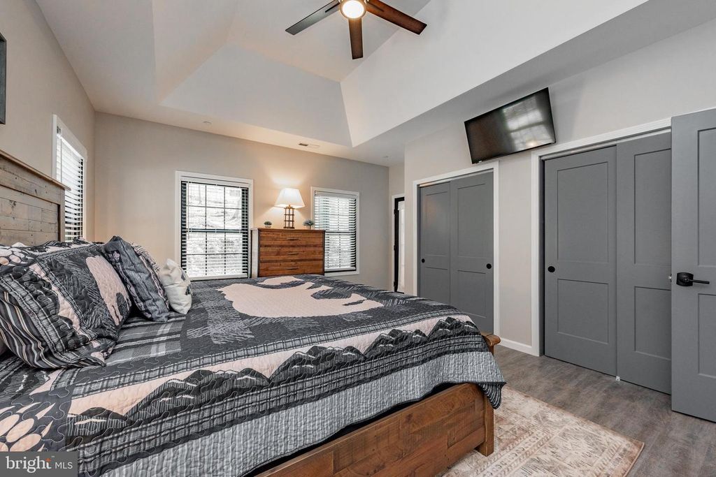 Image 34 of property listing at 220 BILTMORE VW, Mc Henry, MD 21541