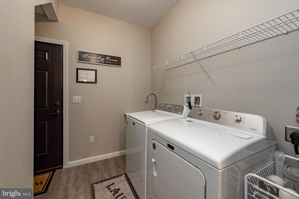 Image 57 of property listing at 220 BILTMORE VW, Mc Henry, MD 21541