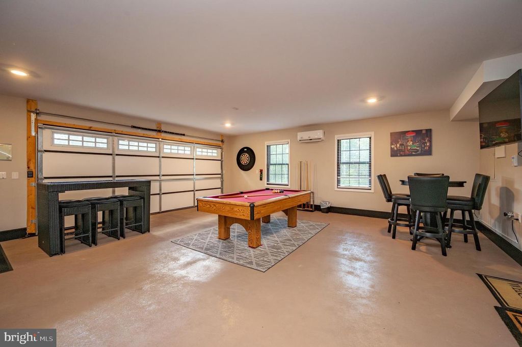 Image 63 of property listing at 220 BILTMORE VW, Mc Henry, MD 21541