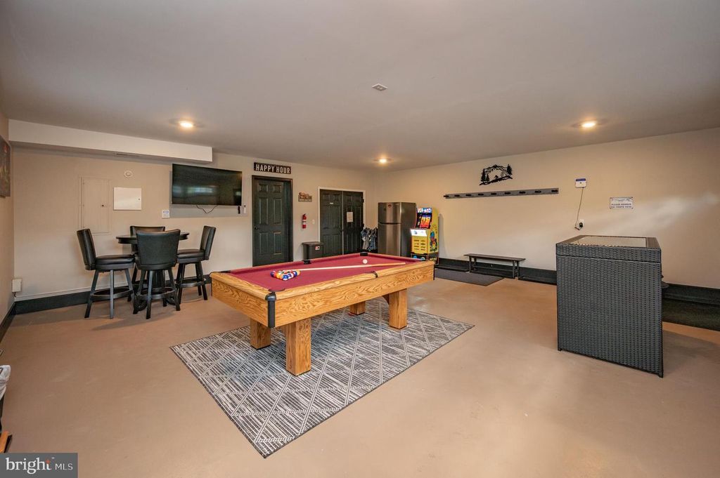 Image 64 of property listing at 220 BILTMORE VW, Mc Henry, MD 21541