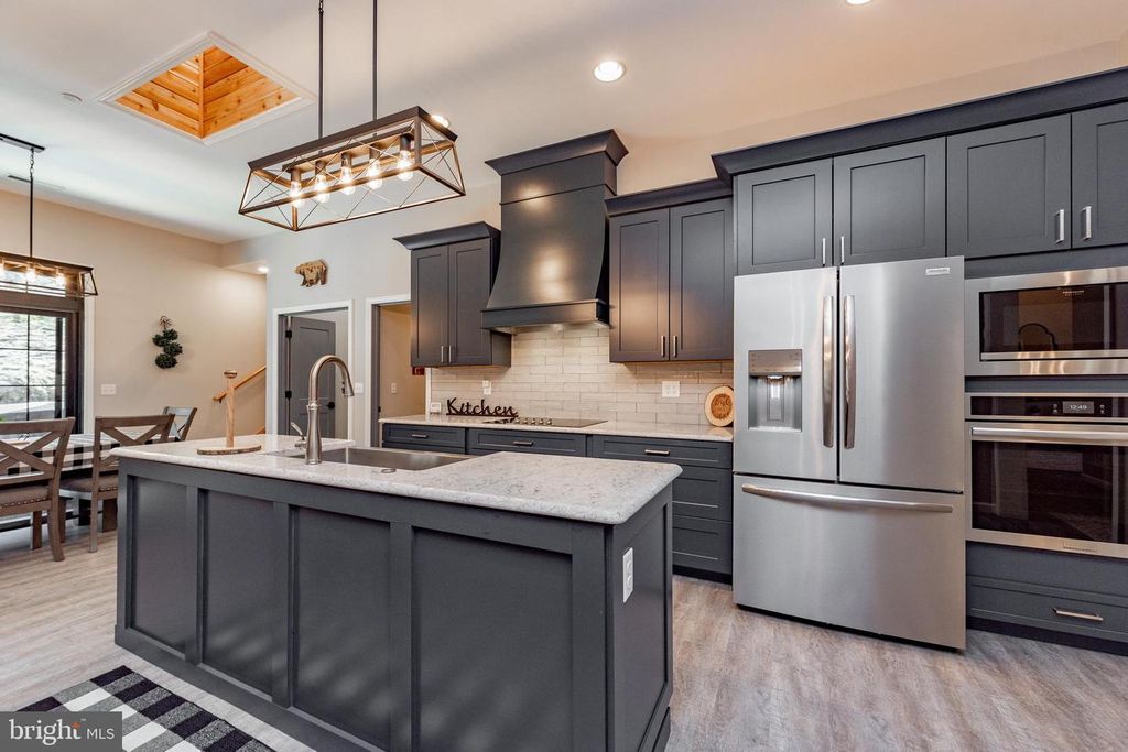 Image 7 of property listing at 220 BILTMORE VW, Mc Henry, MD 21541