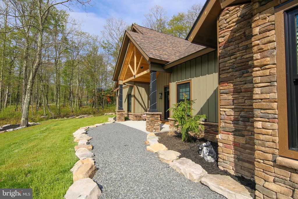 Image 76 of property listing at 220 BILTMORE VW, Mc Henry, MD 21541