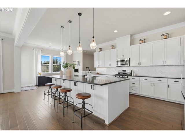 15388 Sw SEINE Dr, Portland, OR 97224
