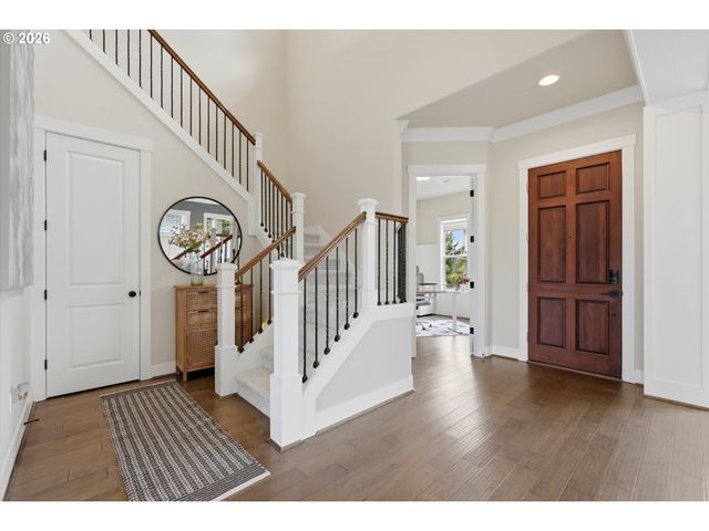 15388 Sw SEINE Dr, Portland, OR 97224