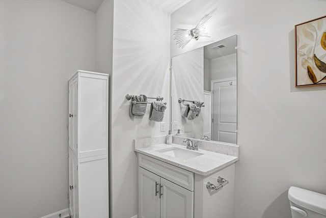2 Codman Way 2203, Westborough, MA 01581