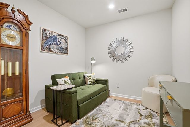 2 Codman Way 2203, Westborough, MA 01581