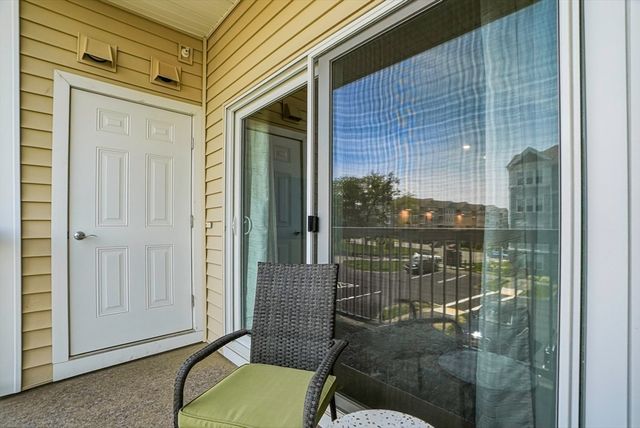 2 Codman Way 2203, Westborough, MA 01581