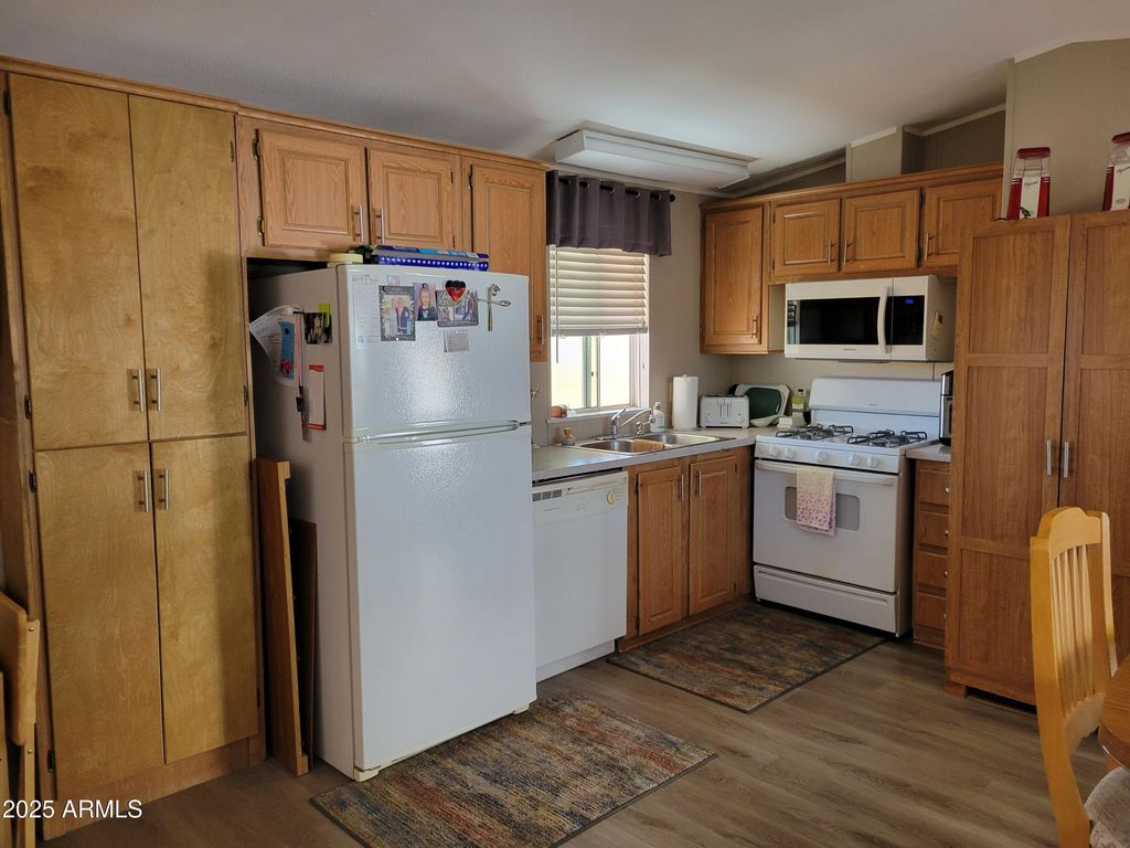 2460 E Main Street B9, Mesa, AZ 85213 — photo 2