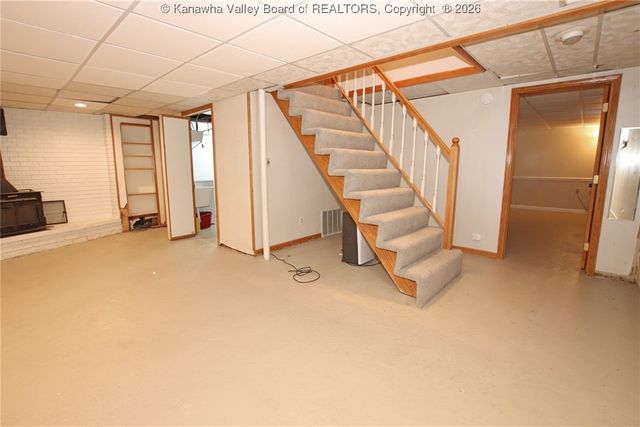 2211 W Virginia Avenue, Dunbar, WV 25064