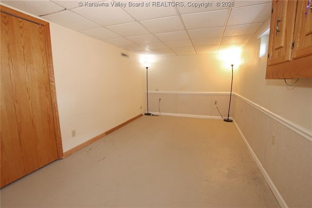 2211 W Virginia Avenue, Dunbar, WV 25064