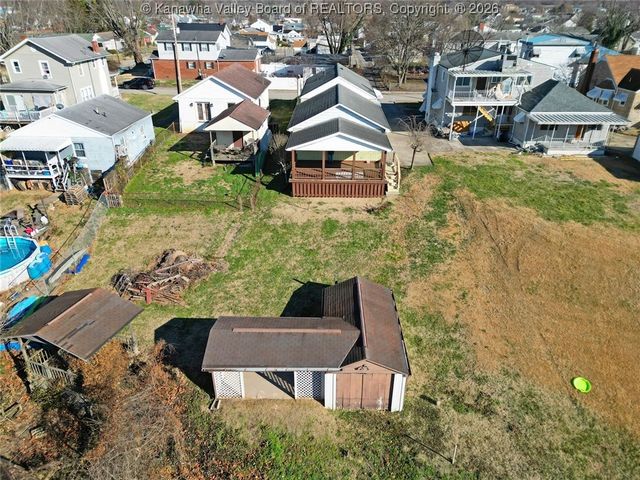 2211 W Virginia Avenue, Dunbar, WV 25064