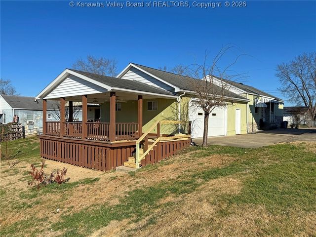 2211 W Virginia Avenue, Dunbar, WV 25064