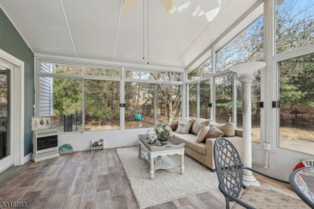 57 Laurie Dr, North Haledon Boro, NJ 07508