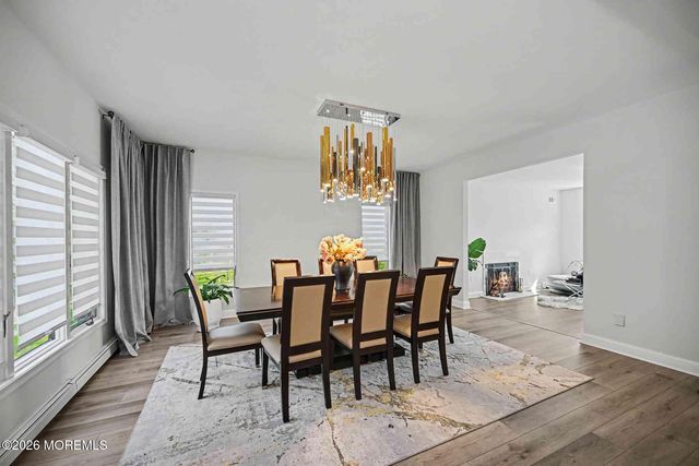 14 Black Walnut Way, Marlboro, NJ 07746