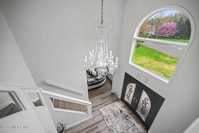 14 Black Walnut Way, Marlboro, NJ 07746