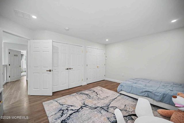 14 Black Walnut Way, Marlboro, NJ 07746