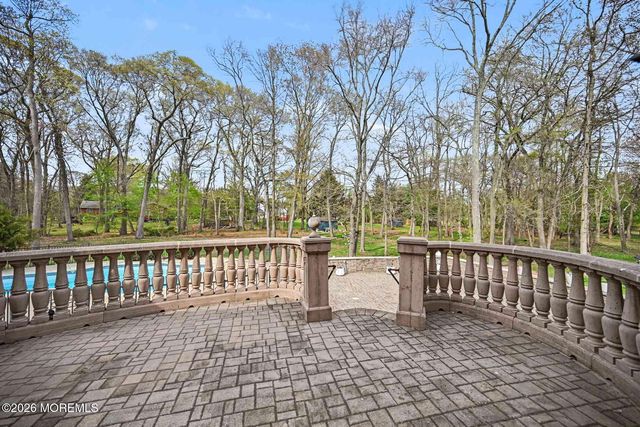 14 Black Walnut Way, Marlboro, NJ 07746