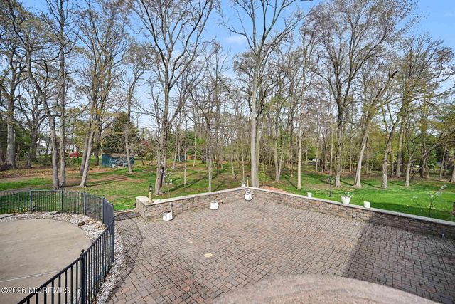 14 Black Walnut Way, Marlboro, NJ 07746