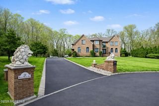 14 Black Walnut Way, Marlboro, NJ 07746