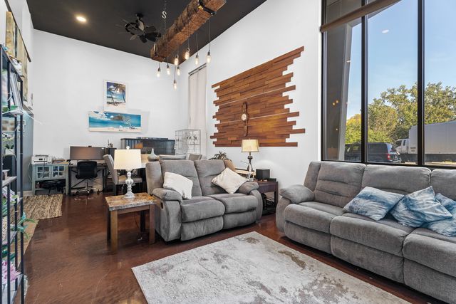 40 N TOWER Road 1E, Oak Brook, IL 60523