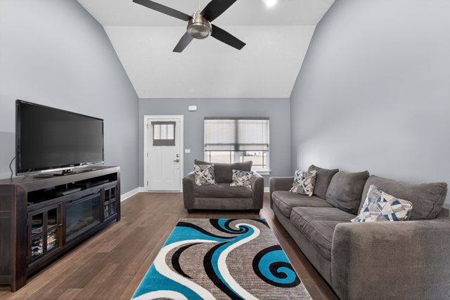 2216 Rolling Hills, Christiana, TN 37037