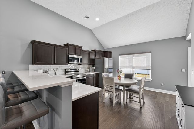 2216 Rolling Hills, Christiana, TN 37037