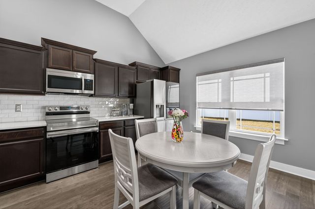 2216 Rolling Hills, Christiana, TN 37037