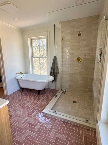 22 Lilly St., Northampton, MA 01062