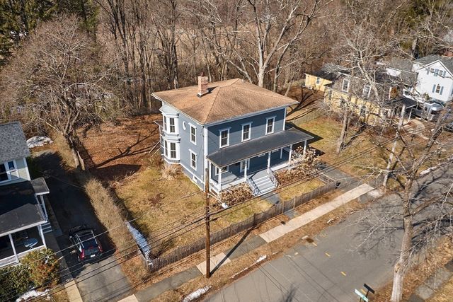 22 Lilly St., Northampton, MA 01062