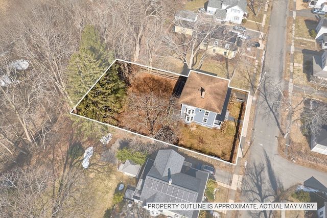 22 Lilly St., Northampton, MA 01062