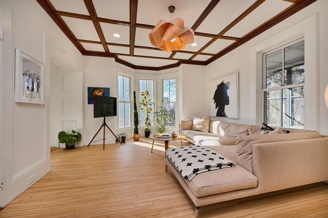 22 Lilly St., Northampton, MA 01062