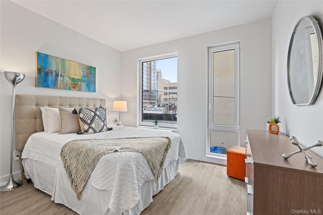 40 Westchester Place 501, New Rochelle, NY 10801