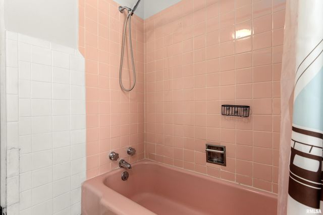 607 WESTGATE Road, Washington, IL 61571