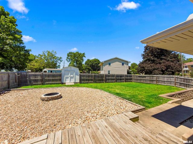 607 WESTGATE Road, Washington, IL 61571