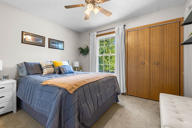 9885 HIGHSTONE Drive, Roscoe, IL 61073