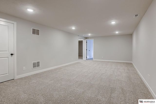 4576 Schilling Court, Bellevue, NE 68133