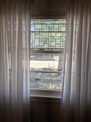 4912 9th Street, Lubbock, TX 79416