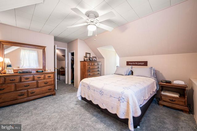 105 VILLAGE DR, Feasterville Trevose, PA 19053