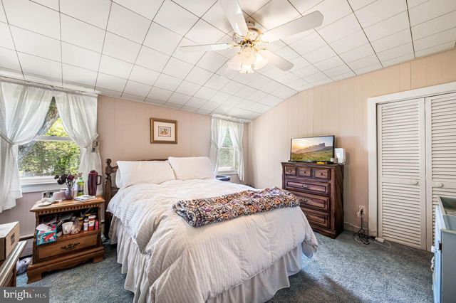 105 VILLAGE DR, Feasterville Trevose, PA 19053