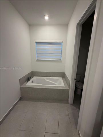 4398 SW 173rd Ave 0, Miramar, FL 33029