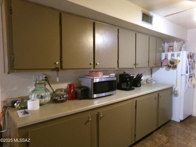 386 N CURTIS Avenue, Willcox, AZ 85643