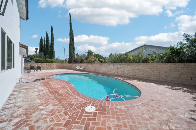 19040 Celtic Street, Porter Ranch, CA 91326