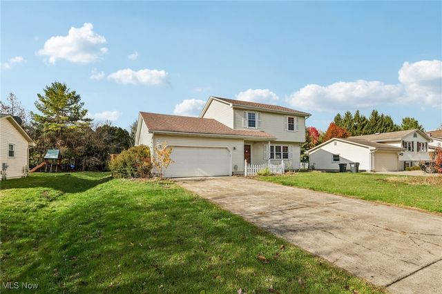 1470 Turnberry Drive, Youngstown, OH 44512