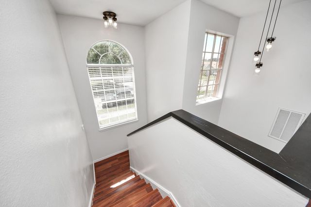 8026 Big Oak Trail Drive, Houston, TX 77040