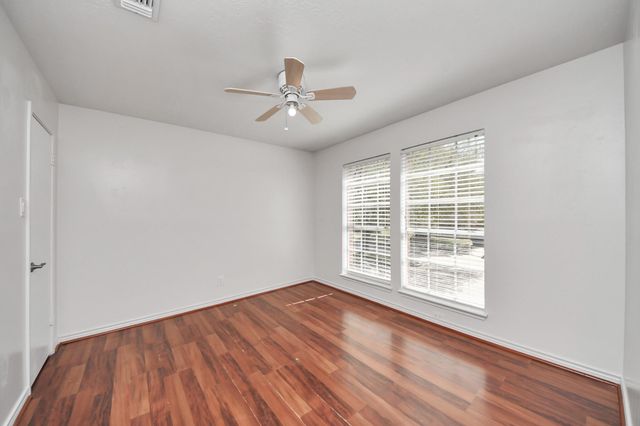 8026 Big Oak Trail Drive, Houston, TX 77040