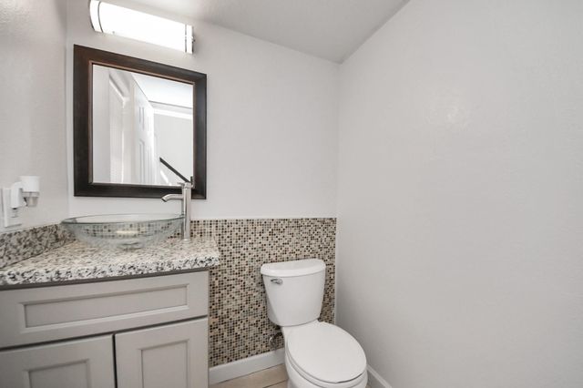 8026 Big Oak Trail Drive, Houston, TX 77040