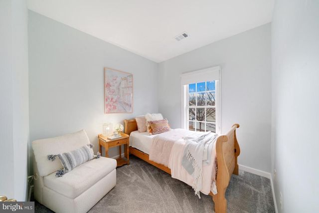 12044 CHESTNUT GLEN RD, Clarksburg, MD 20871