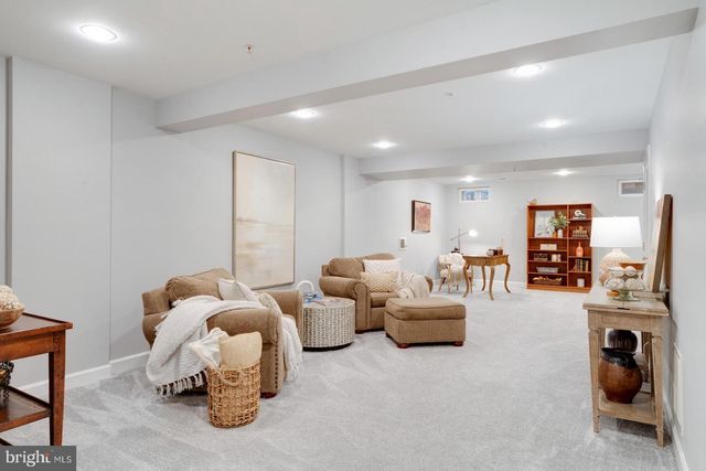 12044 CHESTNUT GLEN RD, Clarksburg, MD 20871