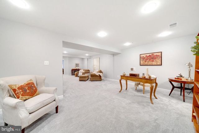 12044 CHESTNUT GLEN RD, Clarksburg, MD 20871